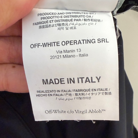 Off-White Women's Navy Off-White Shorts - Picture 9 of 13